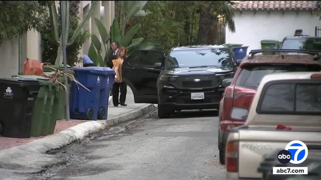 Search of Hollywood Home 1